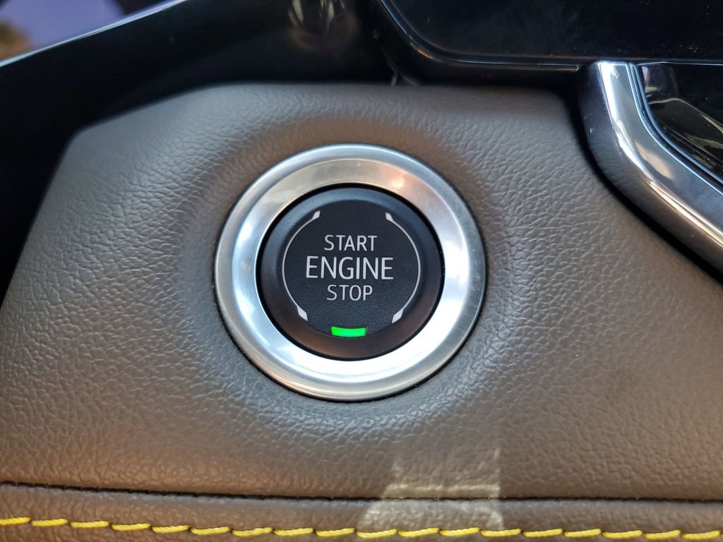 Used 2024 Chevrolet Colorado ZR2 w/ Technology Package AWD/4WD image 27