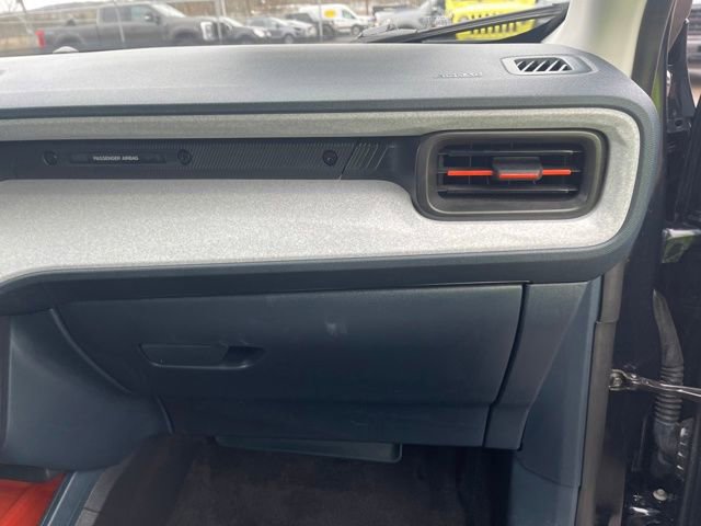 Used 2022 Ford Maverick XLT image 35