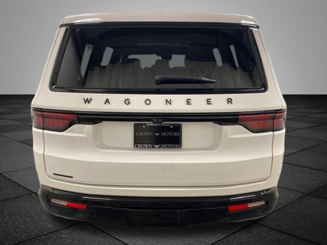 Used 2023 Jeep Wagoneer Series II AWD/4WD image 5