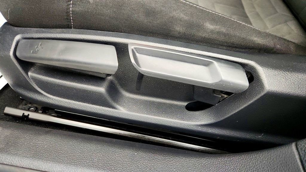 Used 2021 Volkswagen Passat 2.0T S image 11