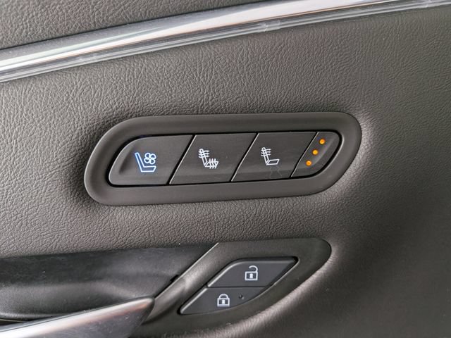 Certified 2024 Cadillac Escalade ESV Premium Luxury w/ LPO, Floor Liner Package AWD/4WD image 11
