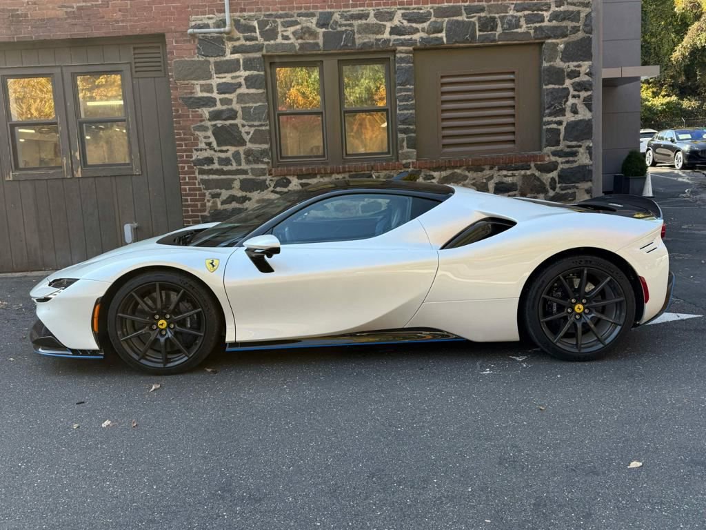 Used 2023 Ferrari SF90 Stradale image 4