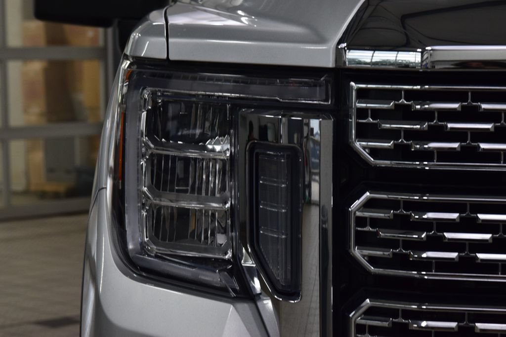 Used 2023 GMC Sierra 2500 Denali AWD/4WD image 12