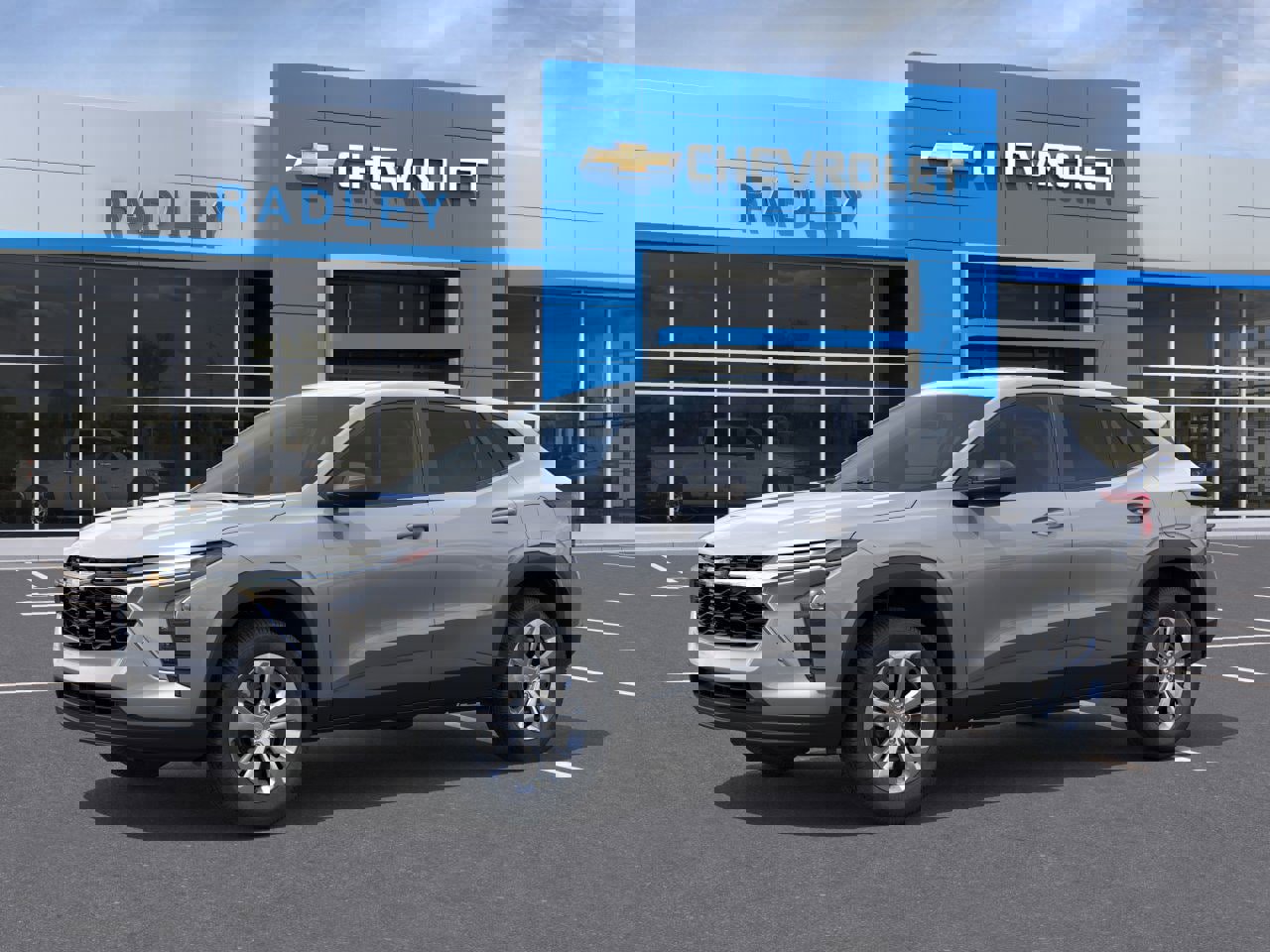 New 2026 Chevrolet Trax LS image 2