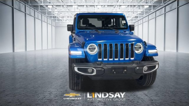 Used 2021 Jeep Wrangler Unlimited Sahara w/ Cold Weather Group AWD/4WD image 6
