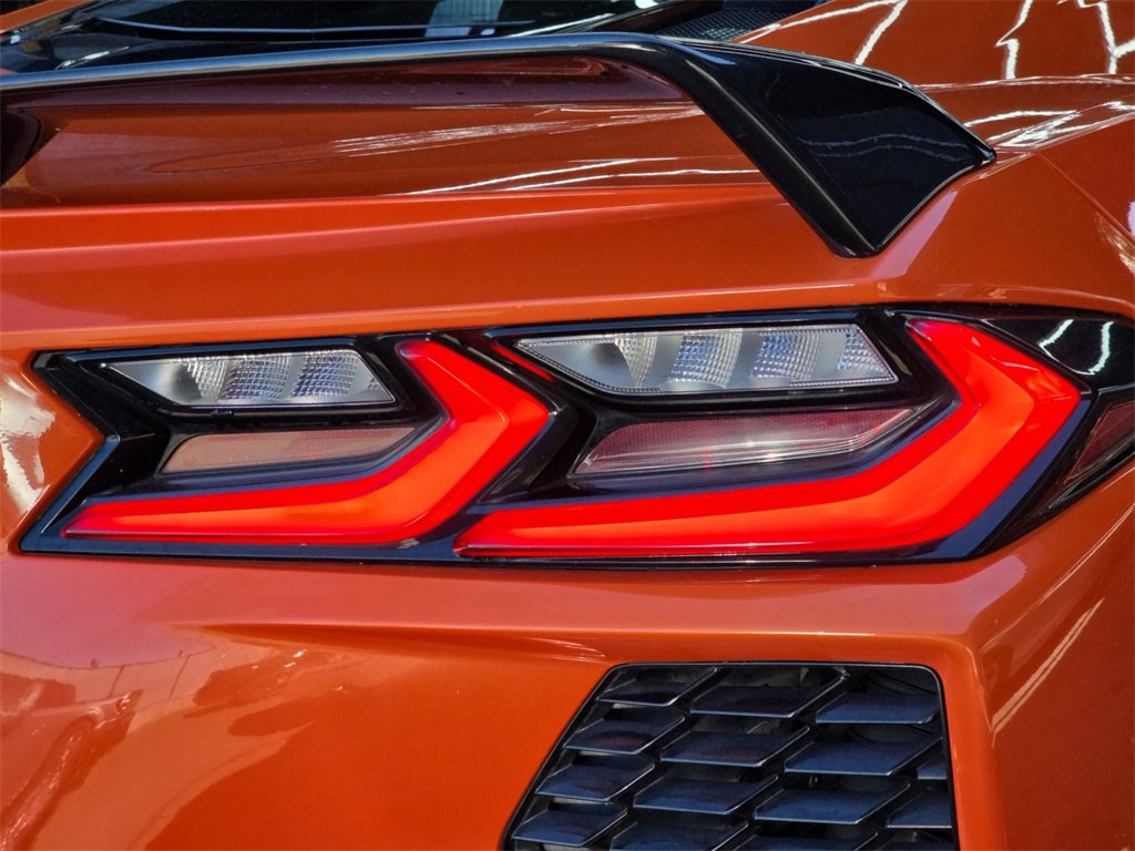 Used 2021 Chevrolet Corvette Stingray Premium Cpe w/ Z51 Performance Package image 34