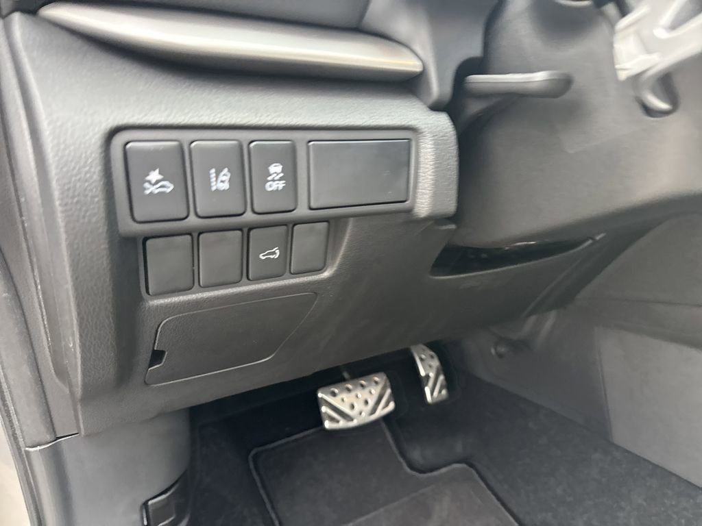 New 2026 Mitsubishi Eclipse Cross SEL AWD/4WD image 17