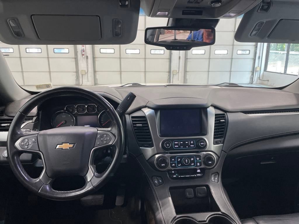 Used 2018 Chevrolet Suburban LT image 10