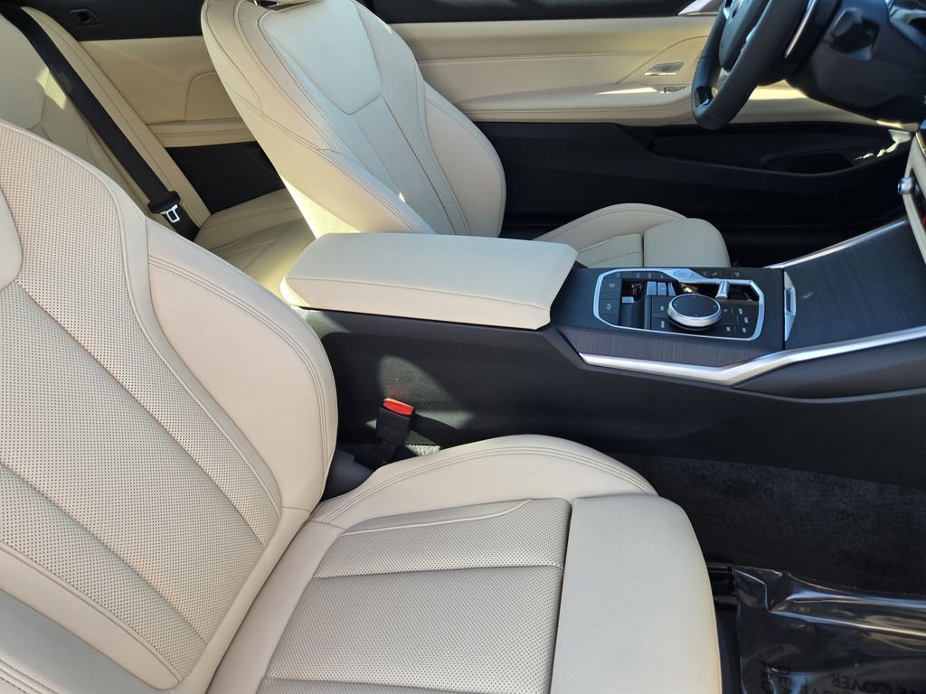 New 2026 BMW 430i xDrive Convertible w/ Driving Assistance Package image 16