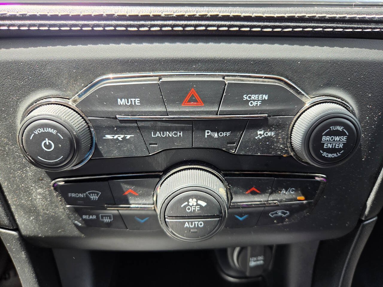 Used 2021 Dodge Charger SRT Hellcat w/ Harman/Kardon Audio Group RWD image 25