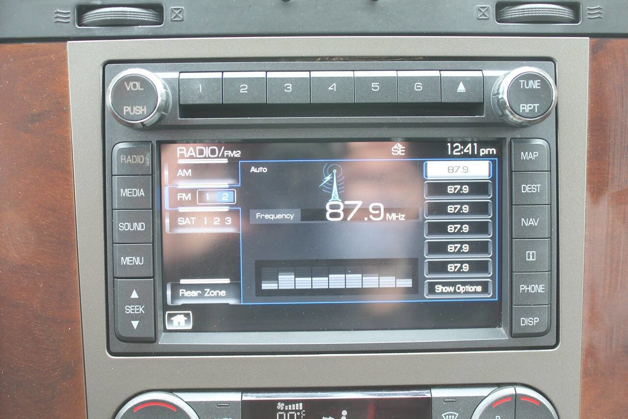 Used 2013 Lincoln Navigator 4WD w/ HD Trailer Tow Pkg image 31