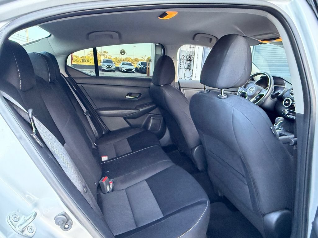 Certified 2021 Nissan Sentra SV FWD image 17