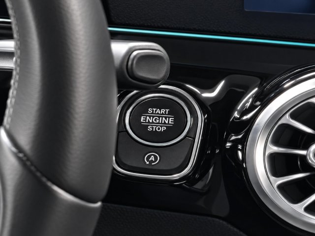 Used 2021 Mercedes-Benz GLA 250 4MATIC image 19