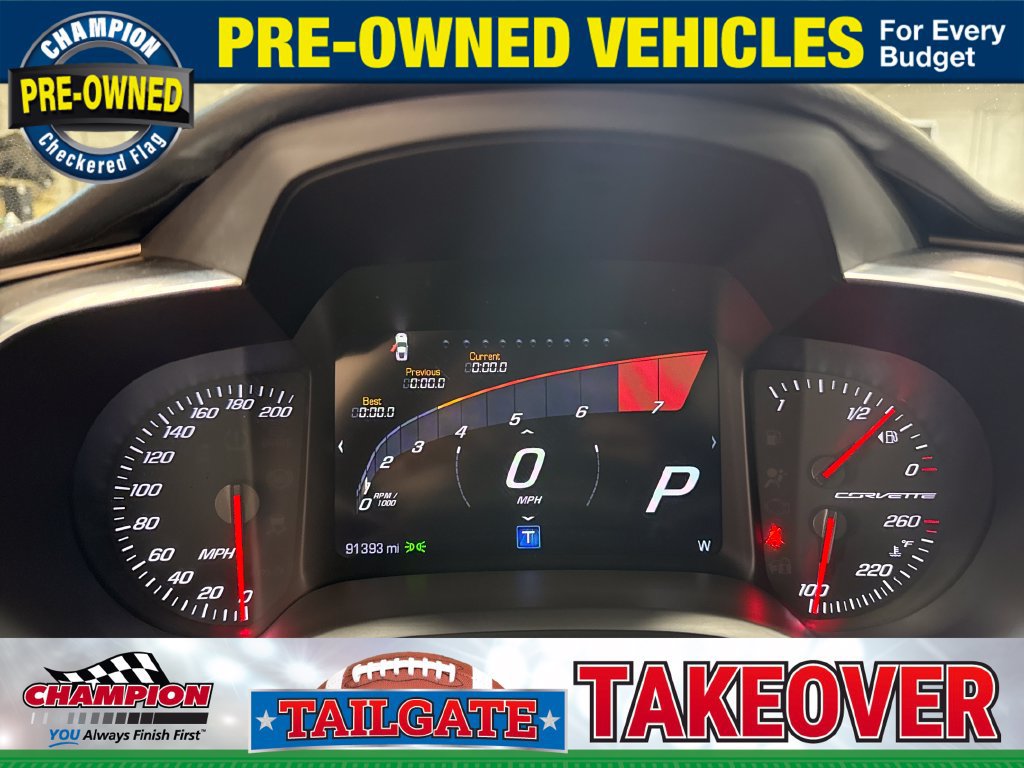 Used 2019 Chevrolet Corvette Stingray Coupe w/ 1LT RWD image 5