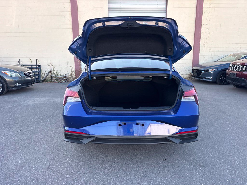 Used 2021 Hyundai Elantra SEL FWD image 14