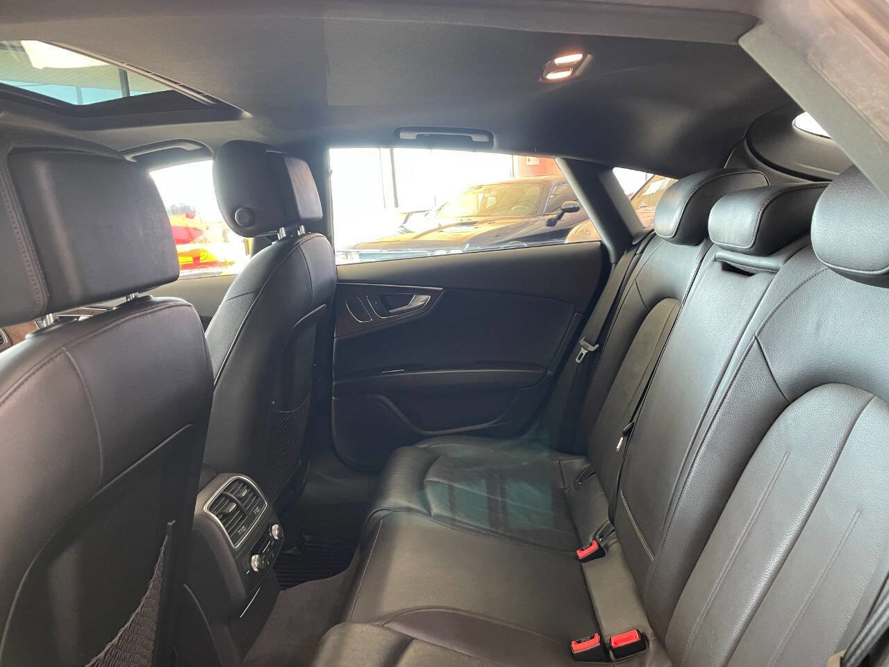 Used 2016 Audi A7 3.0T Premium Plus w/ 20" Wheel & Tire Package image 18