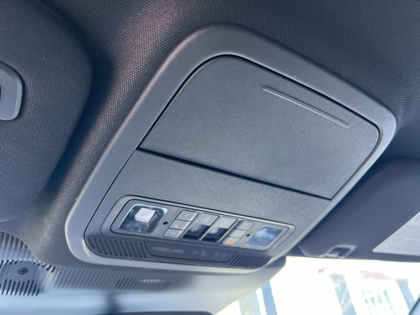 Used 2025 Ford Explorer Platinum w/ LUX Leather Package image 33