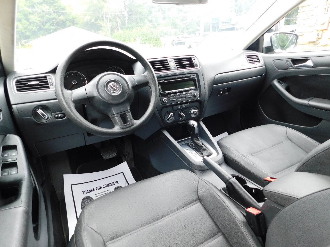 Used 2012 Volkswagen Jetta SE image 18