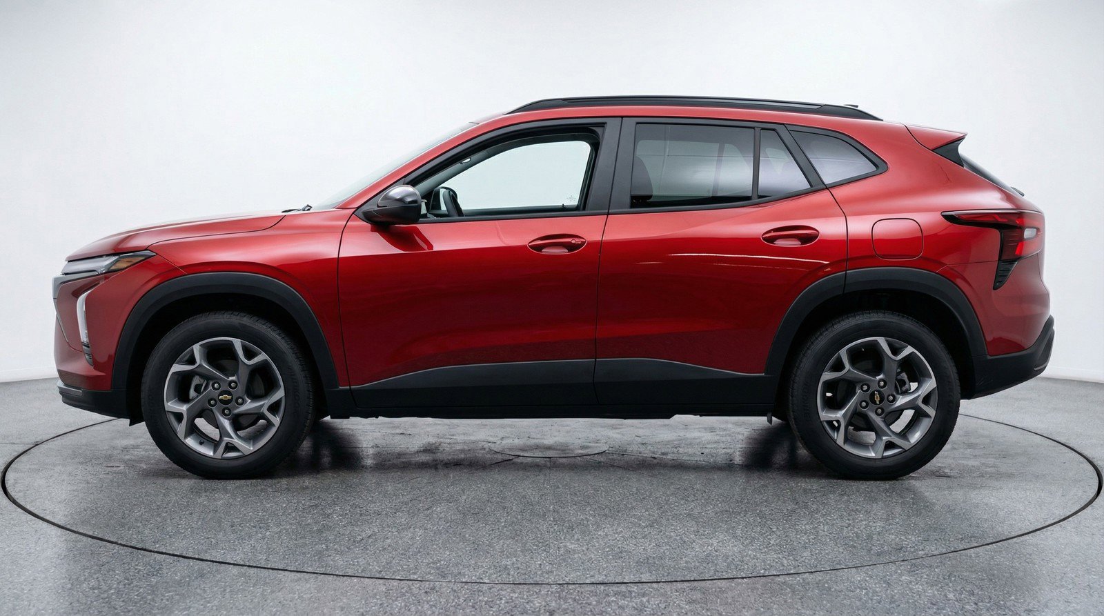 Used 2025 Chevrolet Trax LT w/ LT Convenience Package FWD image 5