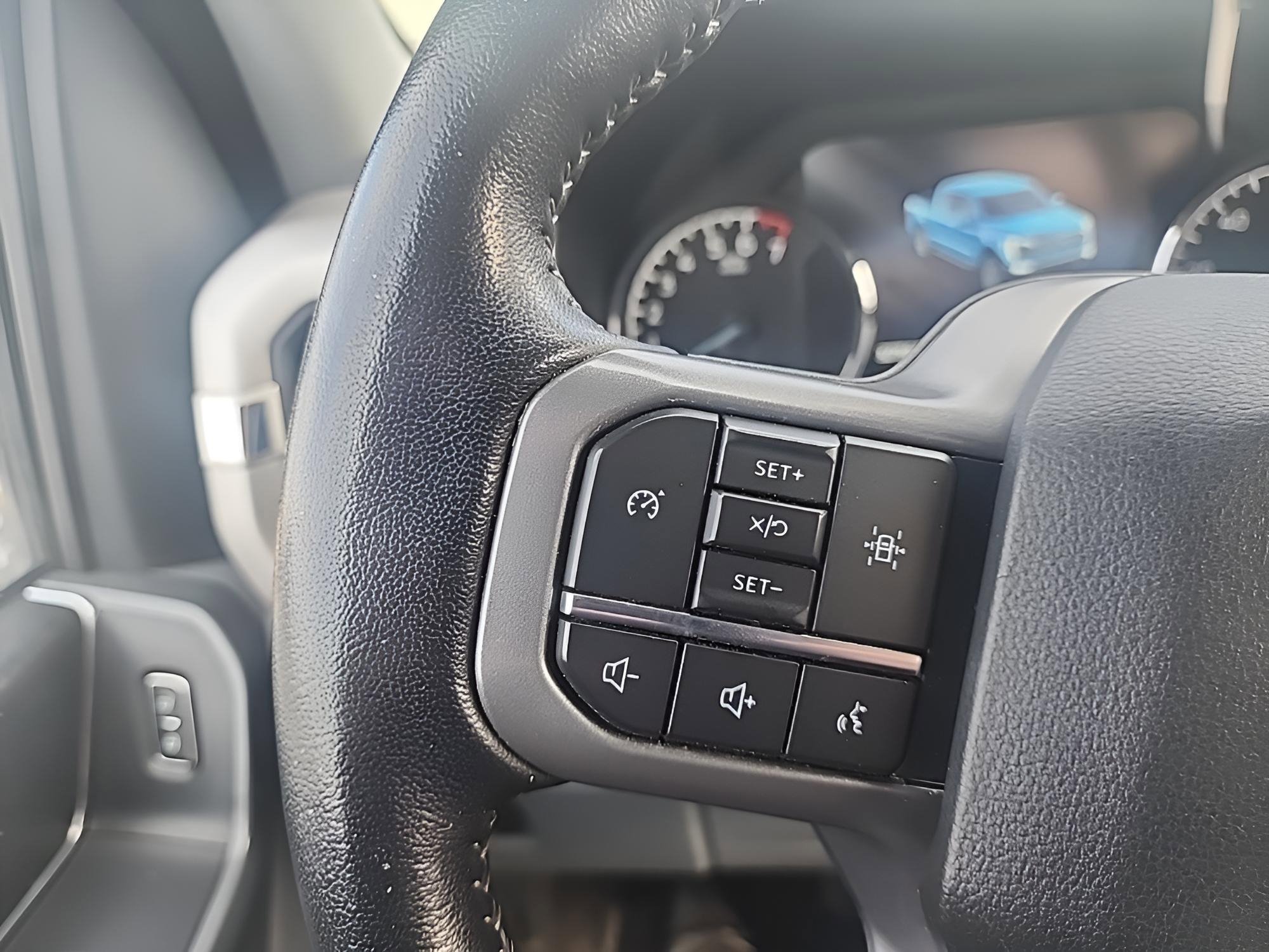 Used 2022 Ford F150 XLT w/ Equipment Group 302A High image 15