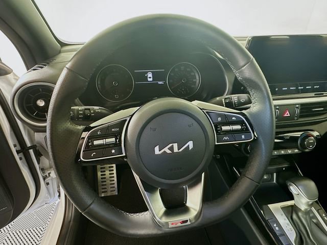 Used 2024 Kia Forte GT-Line w/ GT-Line Premium Package image 13