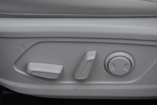 Used 2025 Kia Sorento S image 21