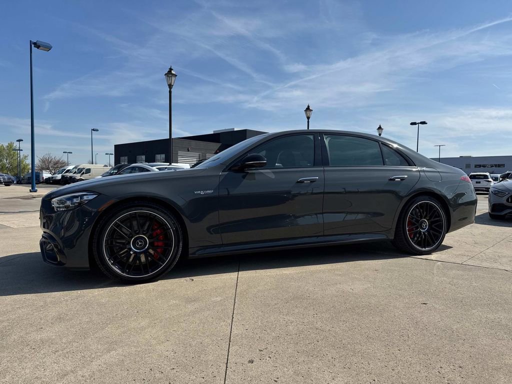 New 2025 Mercedes-Benz S 63 AMG S video 2
