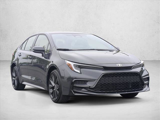 Used 2026 Toyota Corolla SE w/ SE Premium Package FWD image 3