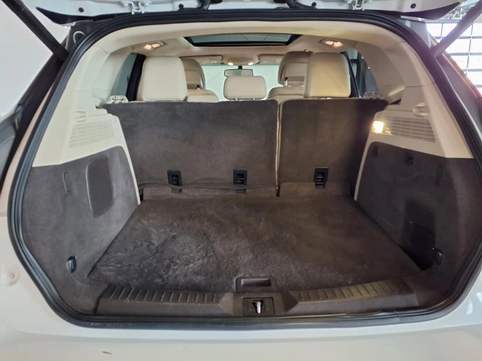 Used 2017 Lincoln MKC Select image 6