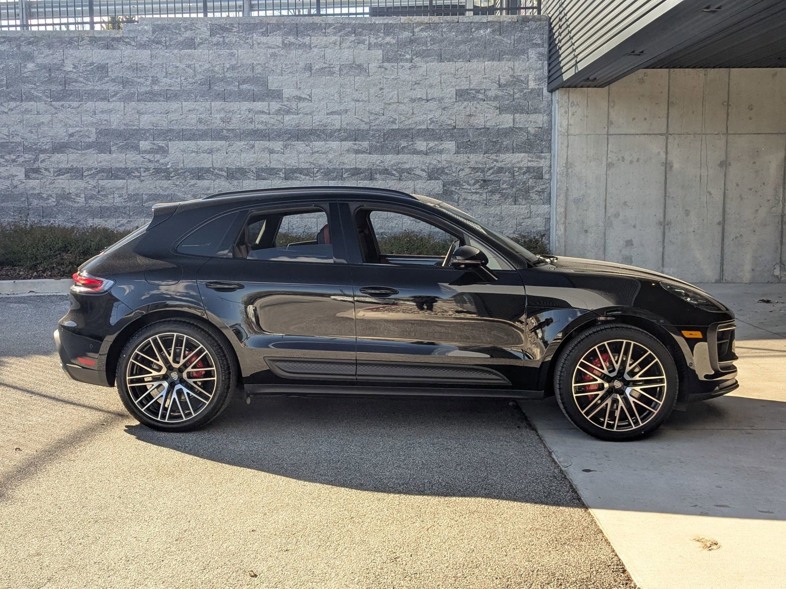 New 2026 Porsche Macan S image 8