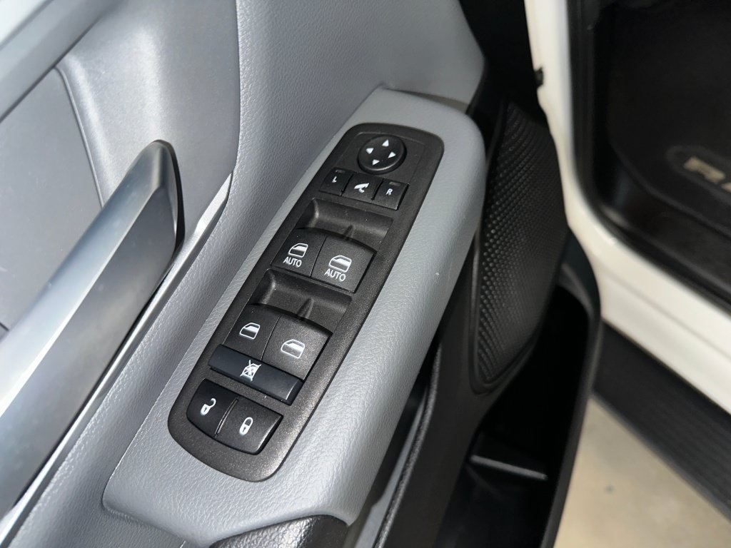 Used 2023 RAM 1500 Big Horn AWD/4WD image 7