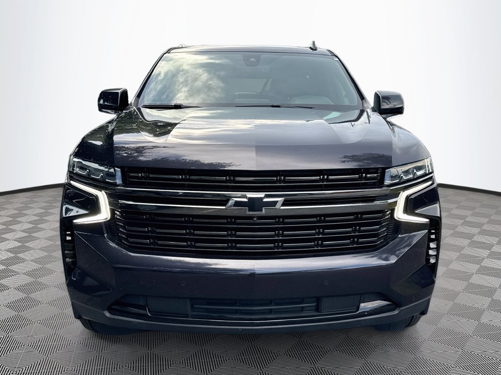 Used 2022 Chevrolet Tahoe RST w/ Luxury Package RWD image 2