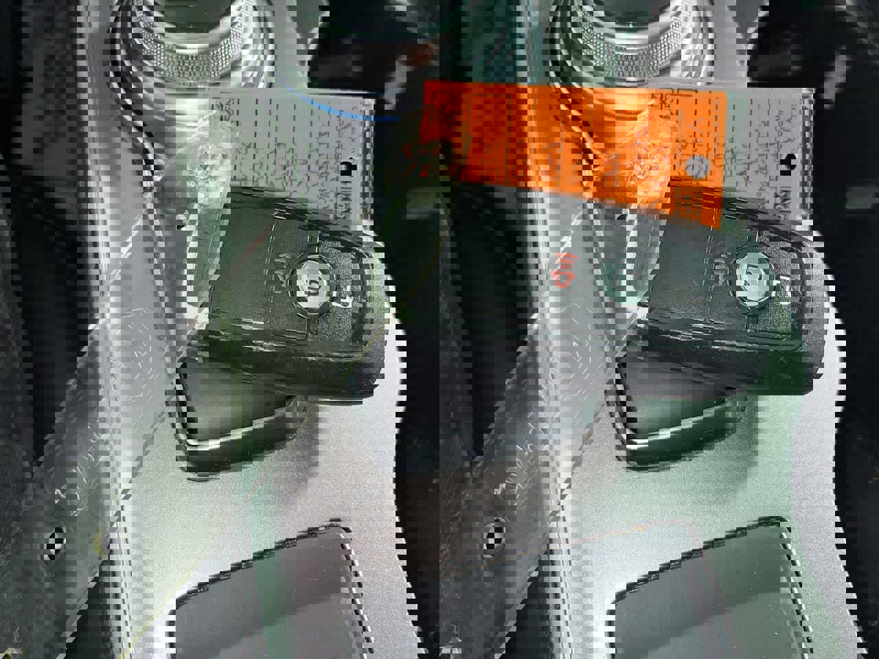 Used 2024 Ford Edge SEL image 23