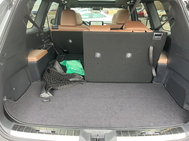 Used 2026 Toyota Grand Highlander AWD Hybrid image 30