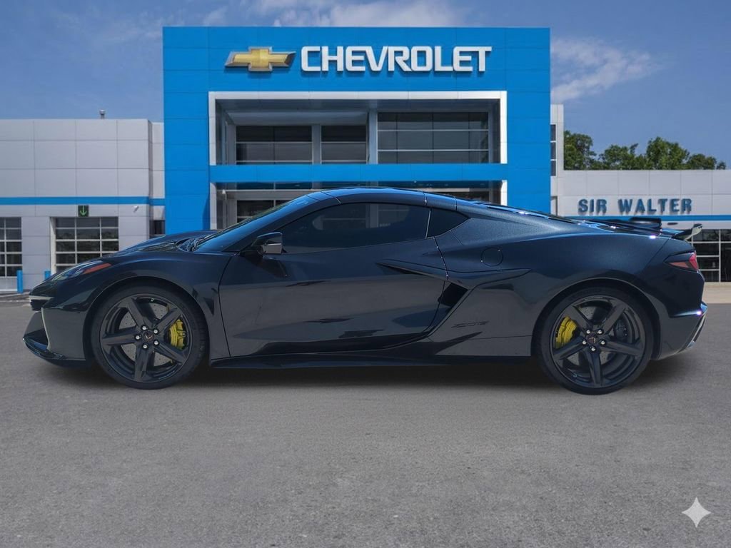 Used 2024 Chevrolet Corvette Z06 w/ Stealth Interior Trim Package RWD image 2