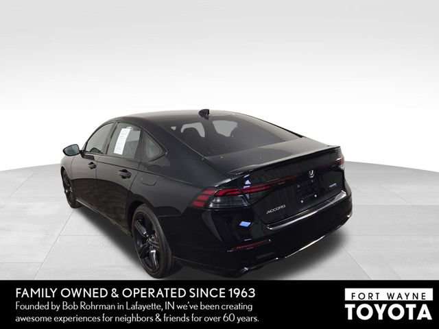 Used 2024 Honda Accord Sport image 9