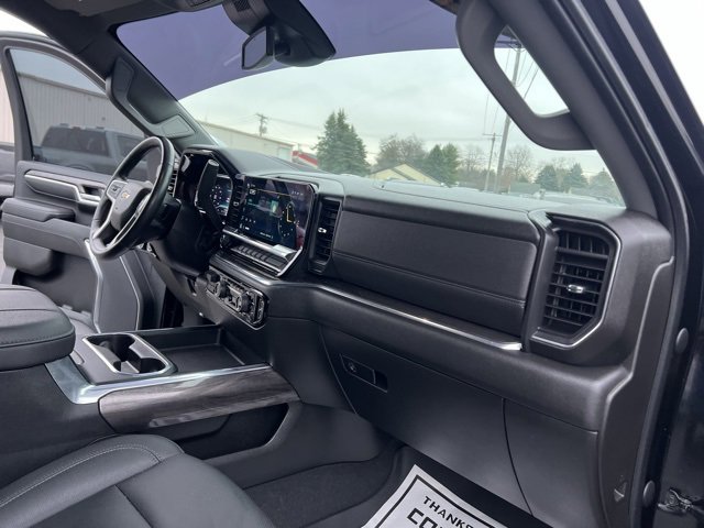 Used 2024 Chevrolet Silverado 2500 LTZ w/ LTZ Convenience Package image 43