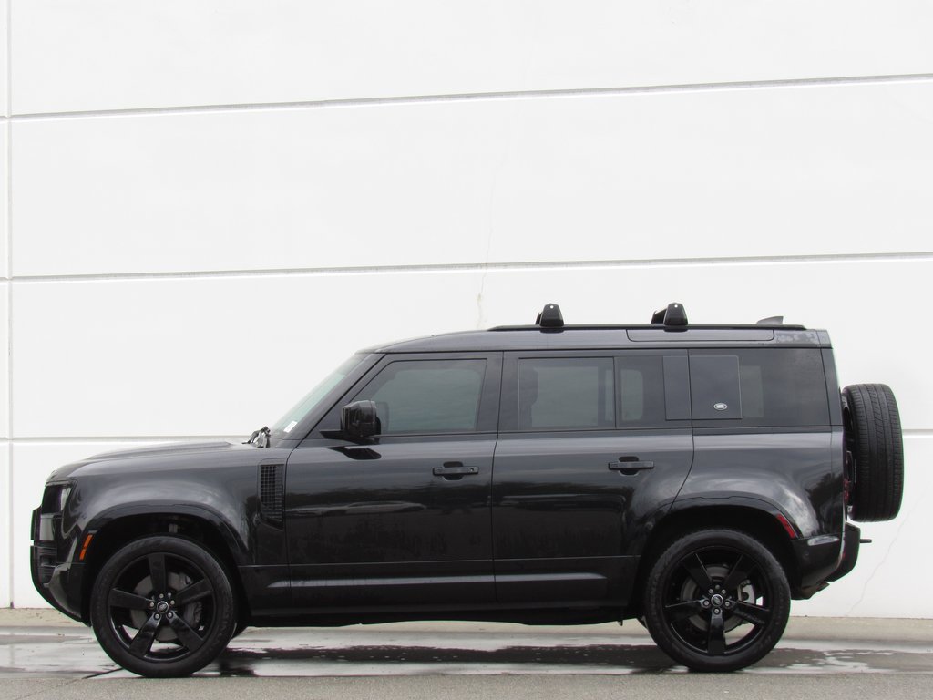 Used 2022 Land Rover Defender 110 X-Dynamic HSE image 4