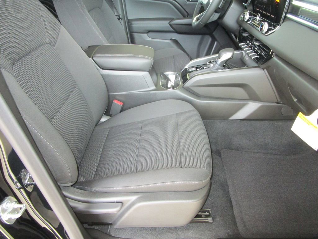 New 2026 GMC Canyon Elevation image 21