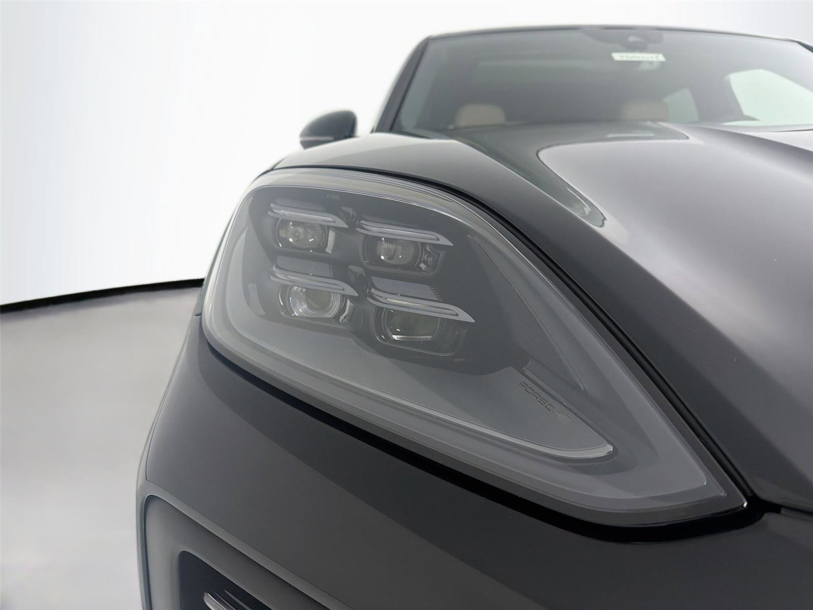 New 2026 Porsche Cayenne image 29