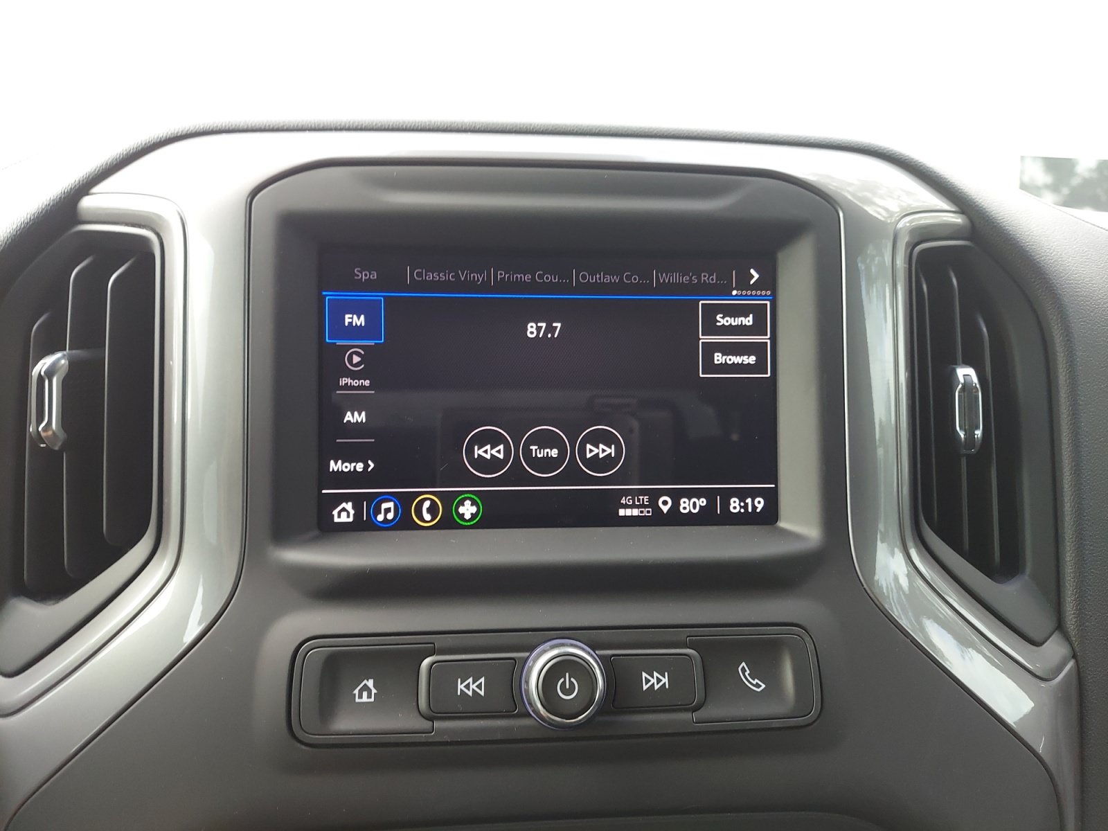 Used 2022 Chevrolet Silverado 1500 Custom Trail Boss w/ LPO, Dark Essentials Package AWD/4WD image 16