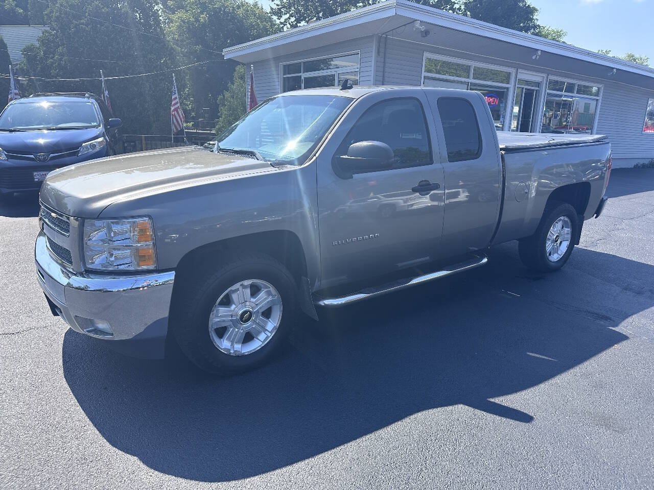 Used 2012 Chevrolet Silverado 1500 LT w/ All-Star Edition AWD/4WD image 9