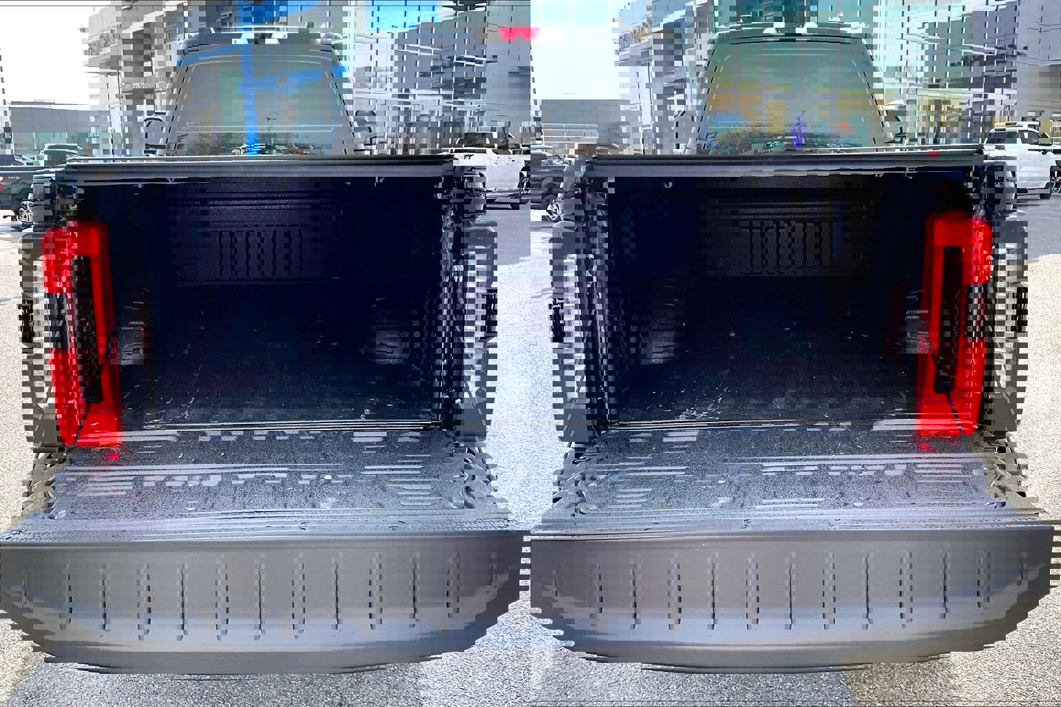 Used 2025 Ford F250 XL w/ STX Appearance Package image 28