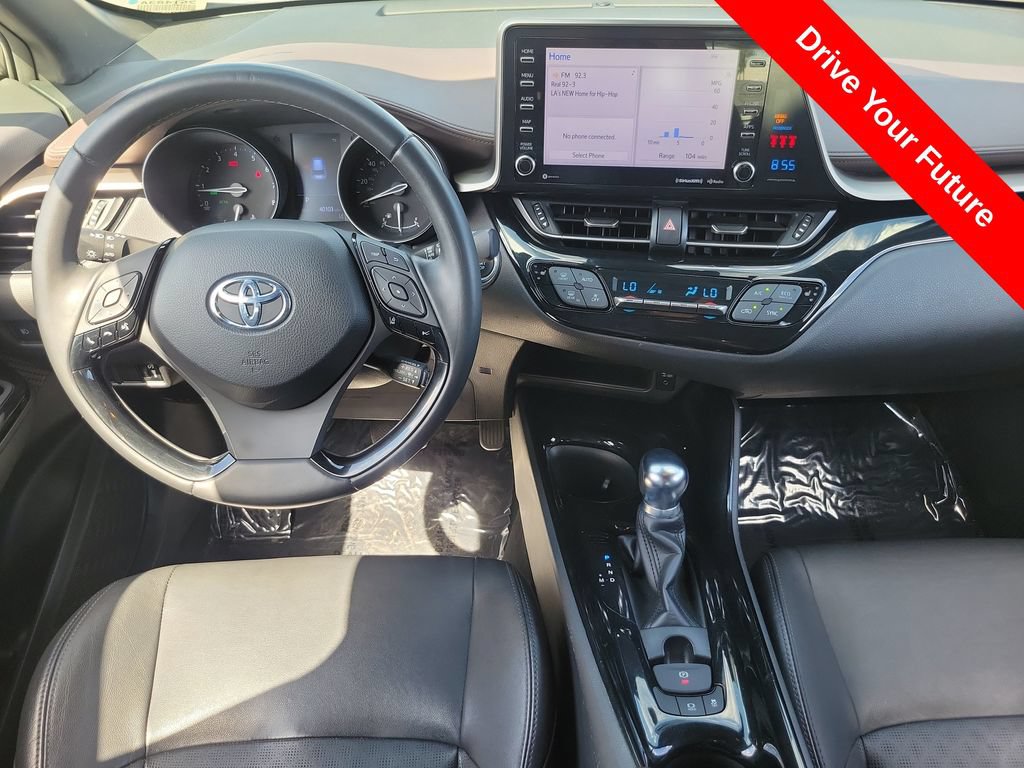 Used 2019 Toyota C-HR Limited FWD image 4