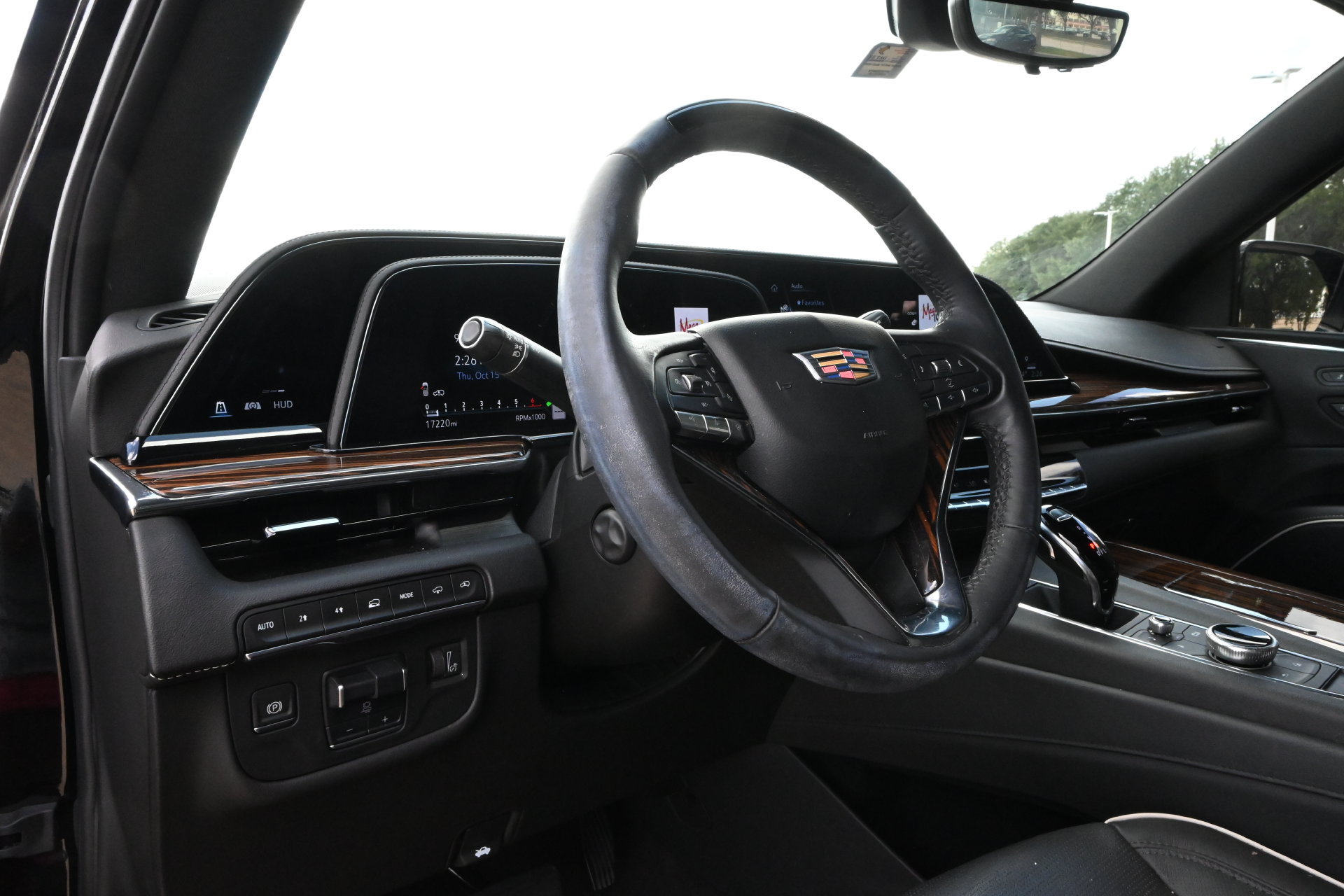 Certified 2024 Cadillac Escalade Premium Luxury w/ Performance Package AWD/4WD image 14