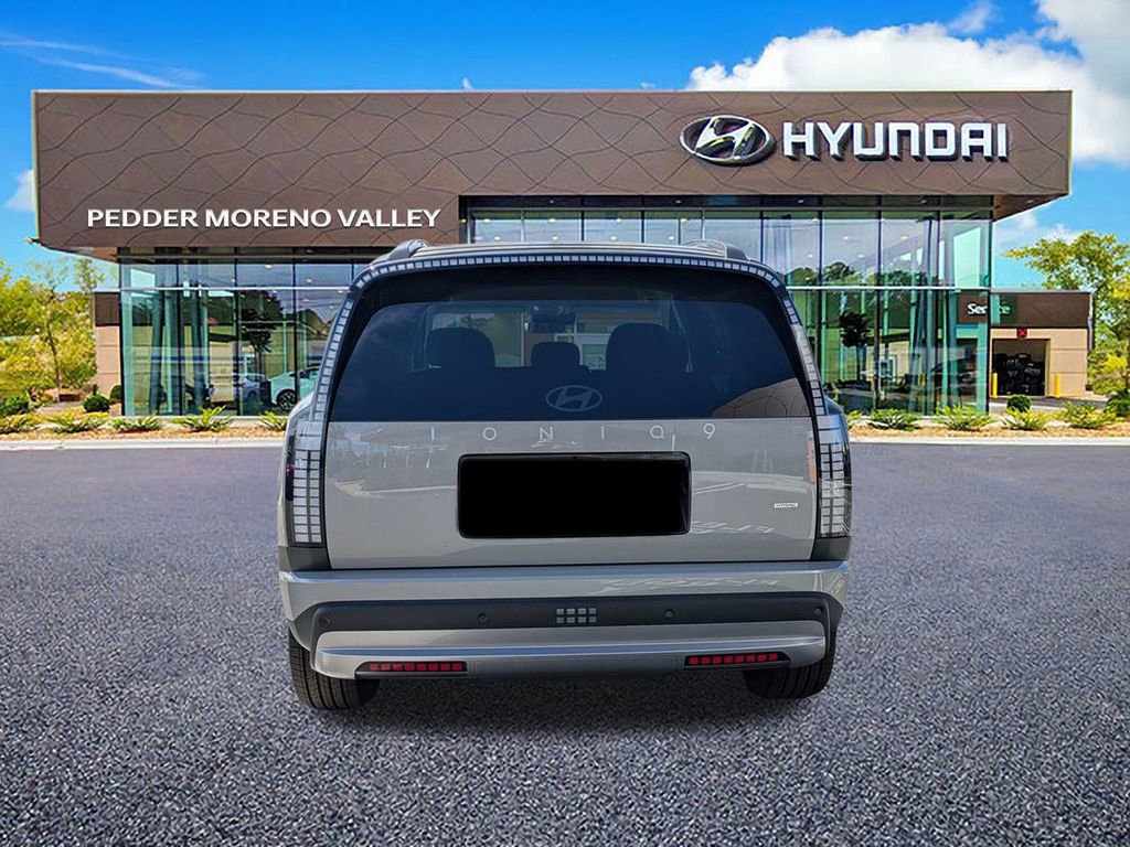 New 2026 Hyundai Ioniq 9 SE image 5