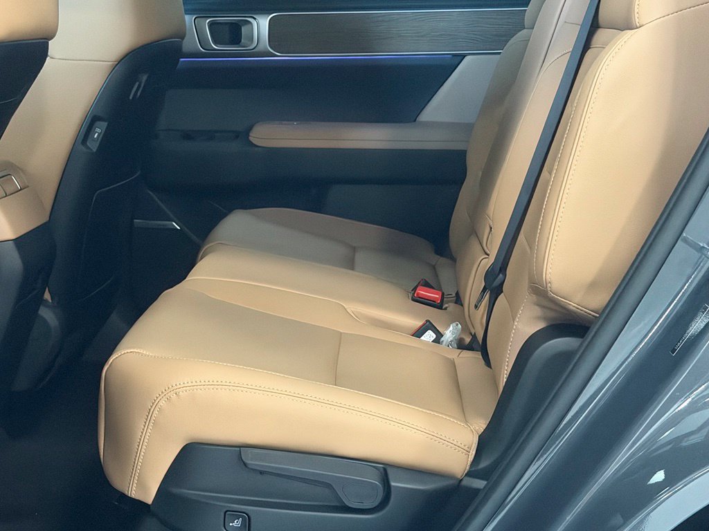 New 2027 Hyundai Santa Fe Limited AWD/4WD image 22
