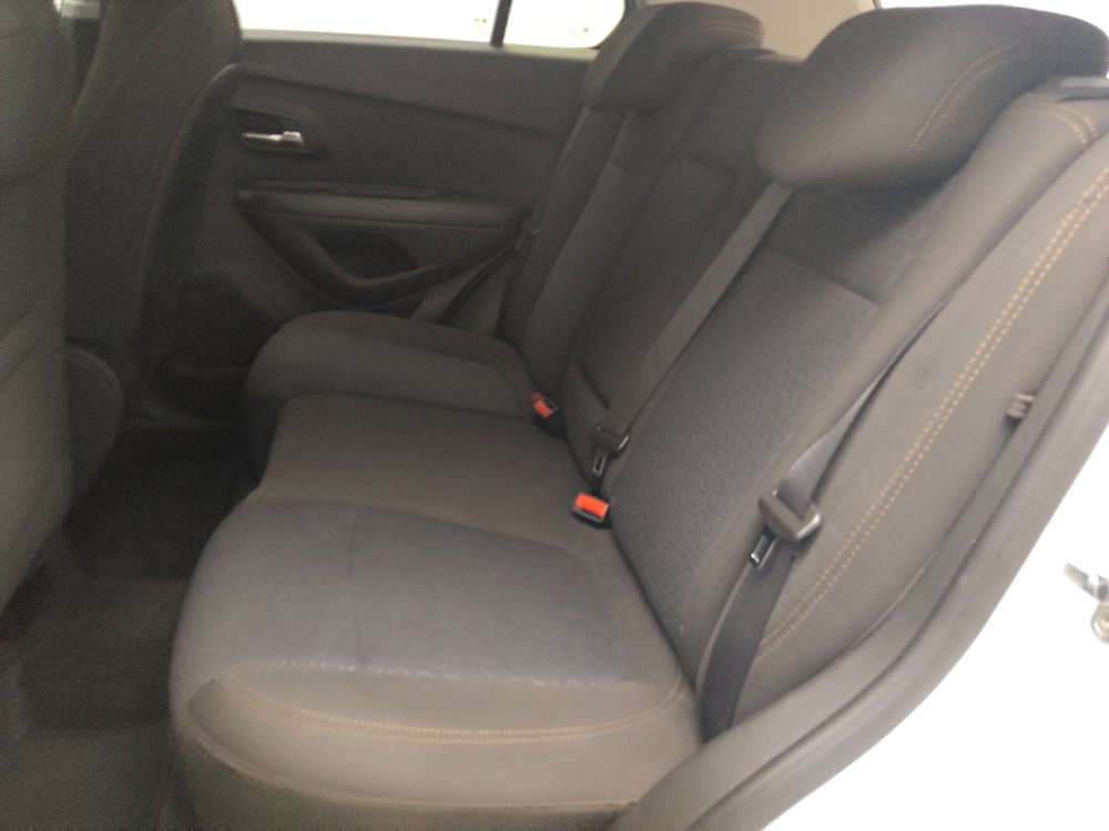 Used 2020 Chevrolet Trax LS w/ Tint and Cruise Package FWD image 18