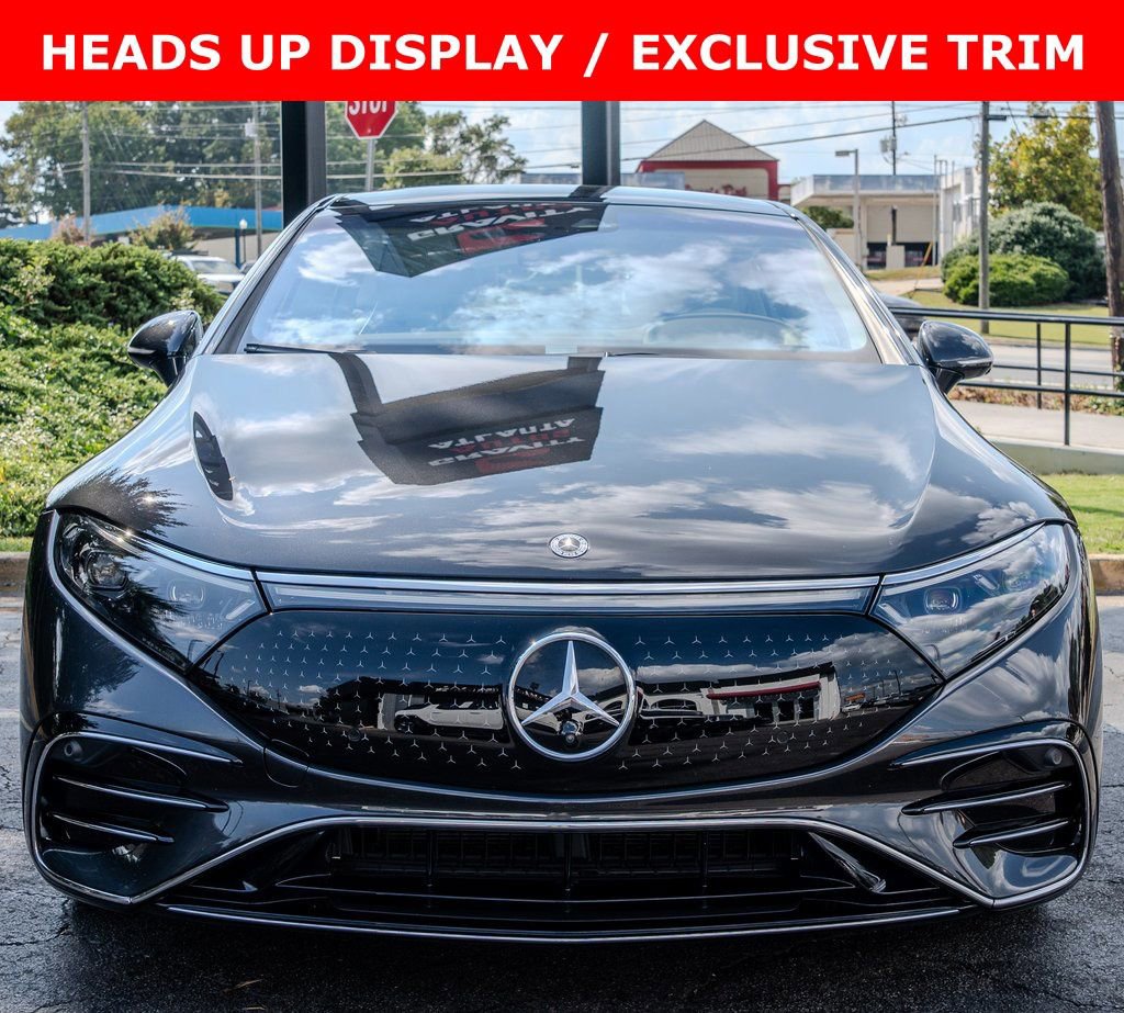 Used 2023 Mercedes-Benz EQS 580 4MATIC Sedan image 2