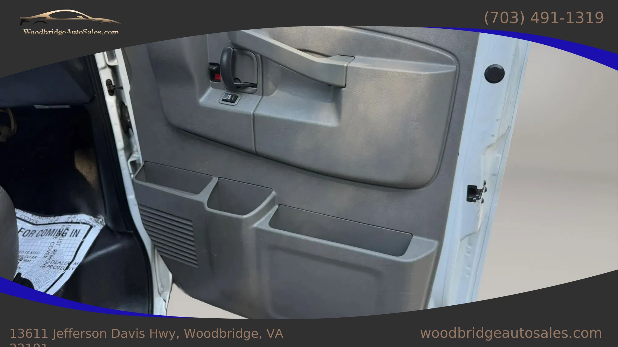 Used 2019 Chevrolet Express 2500 w/ Communications Package RWD image 10